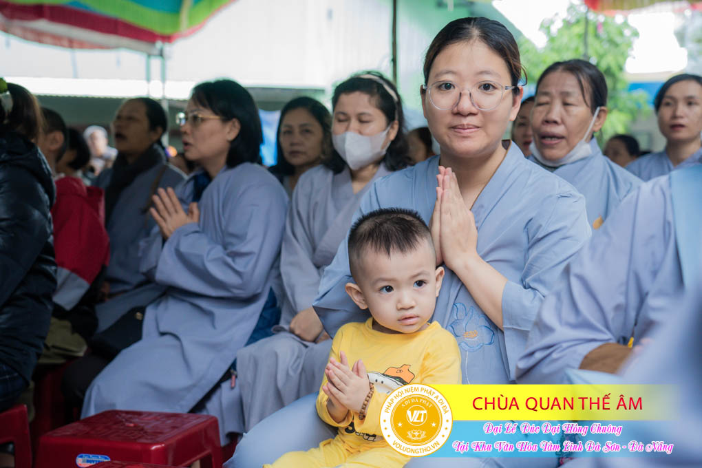 hinh-anh-duc-dai-hong-chuong-tai-khu-tam-linh-da-son-da-nang-ngay-17-12-2023-chua-quan-the-am-duc-trong-lam-dong-120.jpg