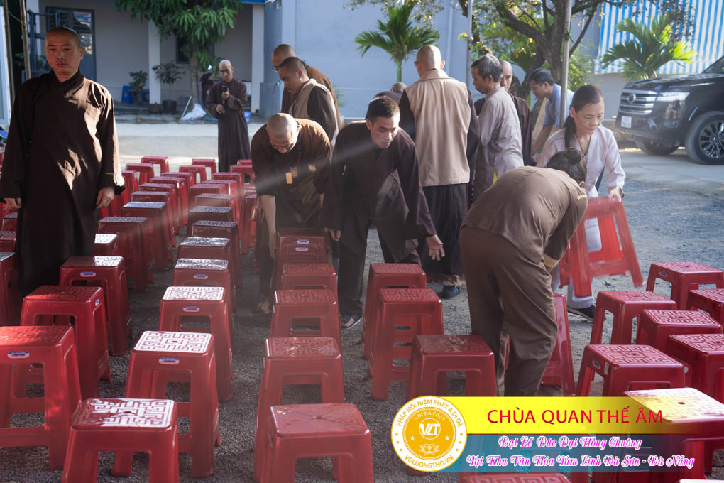 hinh-anh-duc-dai-hong-chuong-tai-khu-tam-linh-da-son-da-nang-ngay-17-12-2023-chua-quan-the-am-duc-trong-lam-dong-13.jpg