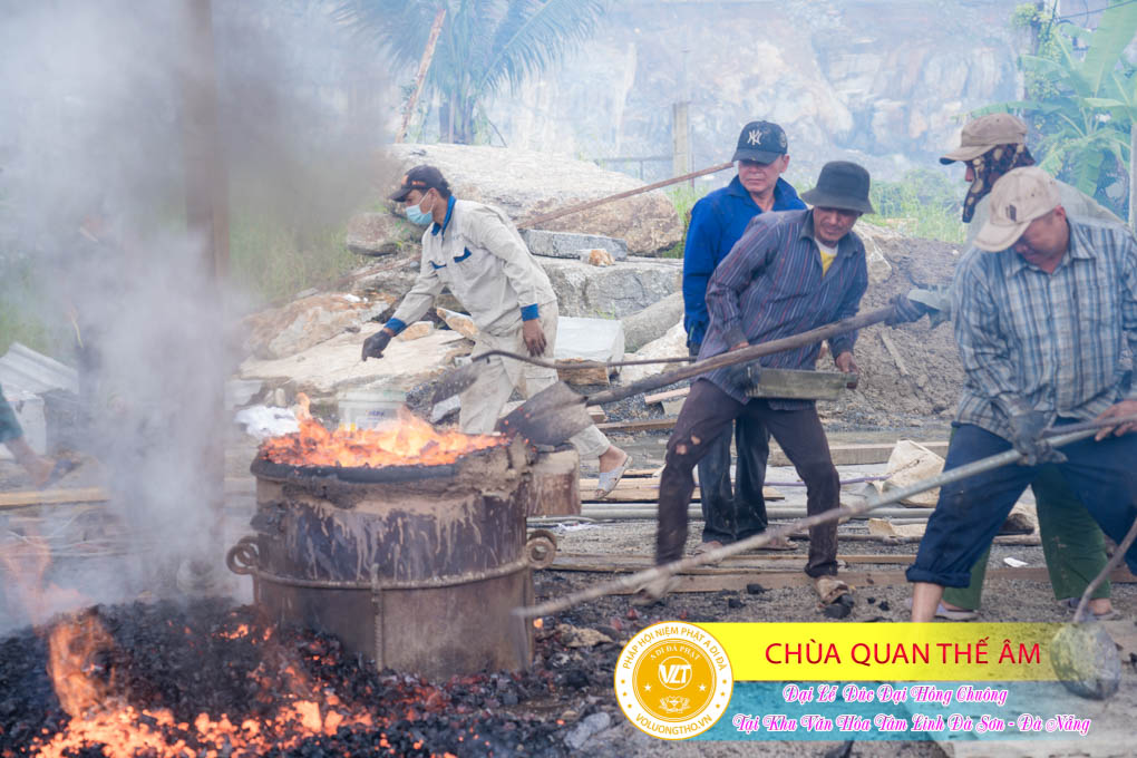 hinh-anh-duc-dai-hong-chuong-tai-khu-tam-linh-da-son-da-nang-ngay-17-12-2023-chua-quan-the-am-duc-trong-lam-dong-145.jpg