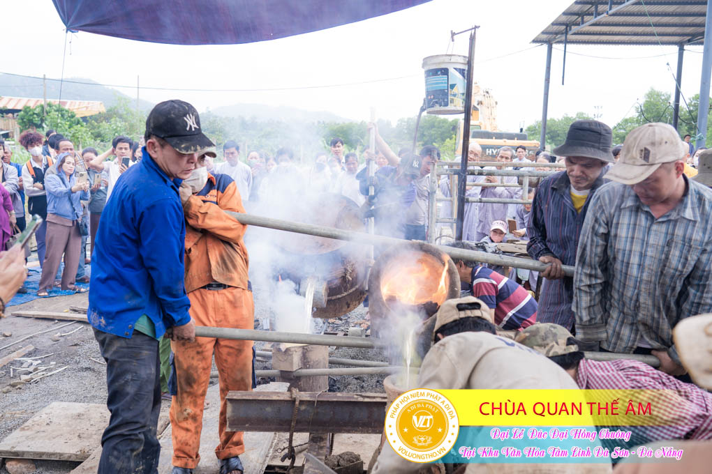 hinh-anh-duc-dai-hong-chuong-tai-khu-tam-linh-da-son-da-nang-ngay-17-12-2023-chua-quan-the-am-duc-trong-lam-dong-158.jpg