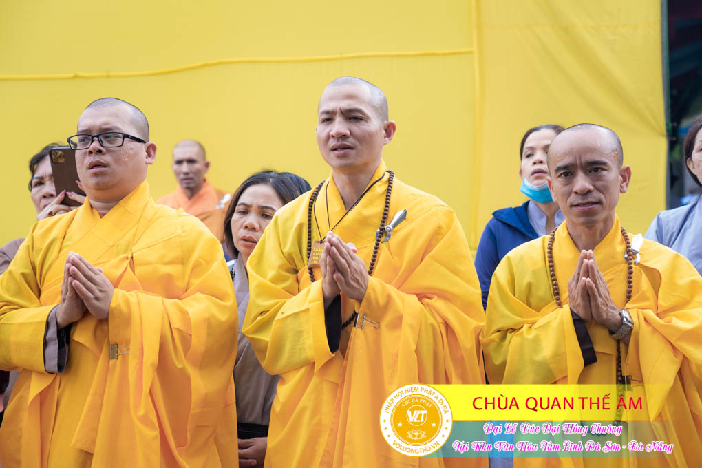 hinh-anh-duc-dai-hong-chuong-tai-khu-tam-linh-da-son-da-nang-ngay-17-12-2023-chua-quan-the-am-duc-trong-lam-dong-164.jpg