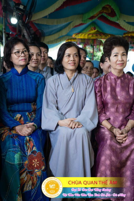 hinh-anh-duc-dai-hong-chuong-tai-khu-tam-linh-da-son-da-nang-ngay-17-12-2023-chua-quan-the-am-duc-trong-lam-dong-180.jpg