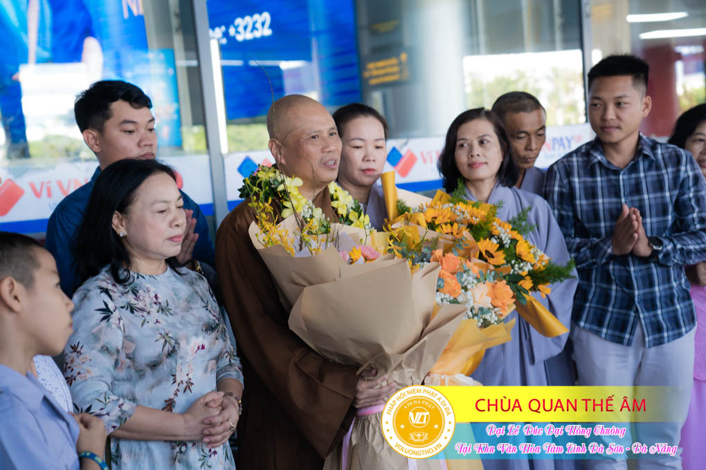hinh-anh-duc-dai-hong-chuong-tai-khu-tam-linh-da-son-da-nang-ngay-17-12-2023-chua-quan-the-am-duc-trong-lam-dong-2.jpg