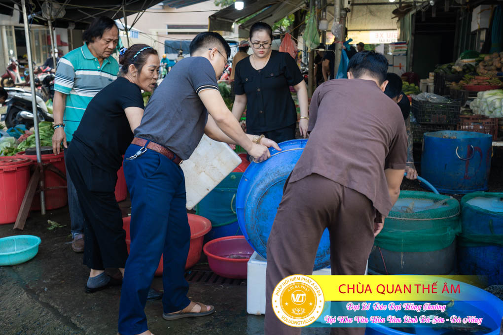 hinh-anh-duc-dai-hong-chuong-tai-khu-tam-linh-da-son-da-nang-ngay-17-12-2023-chua-quan-the-am-duc-trong-lam-dong-26.jpg