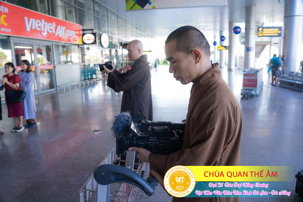 hinh-anh-duc-dai-hong-chuong-tai-khu-tam-linh-da-son-da-nang-ngay-17-12-2023-chua-quan-the-am-duc-trong-lam-dong-3.jpg