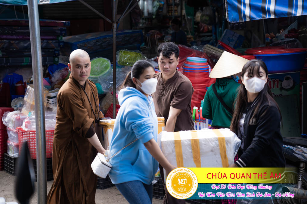 hinh-anh-duc-dai-hong-chuong-tai-khu-tam-linh-da-son-da-nang-ngay-17-12-2023-chua-quan-the-am-duc-trong-lam-dong-59.jpg