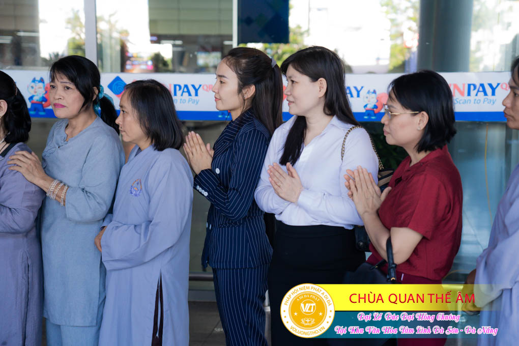 hinh-anh-duc-dai-hong-chuong-tai-khu-tam-linh-da-son-da-nang-ngay-17-12-2023-chua-quan-the-am-duc-trong-lam-dong-7.jpg