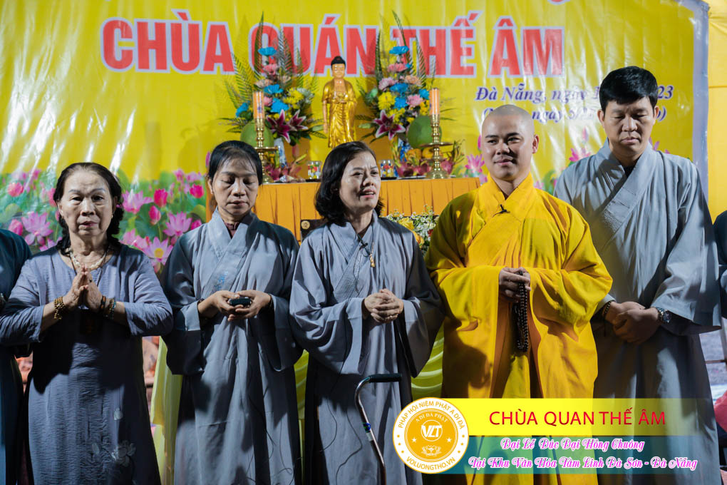 hinh-anh-duc-dai-hong-chuong-tai-khu-tam-linh-da-son-da-nang-ngay-17-12-2023-chua-quan-the-am-duc-trong-lam-dong-83.jpg