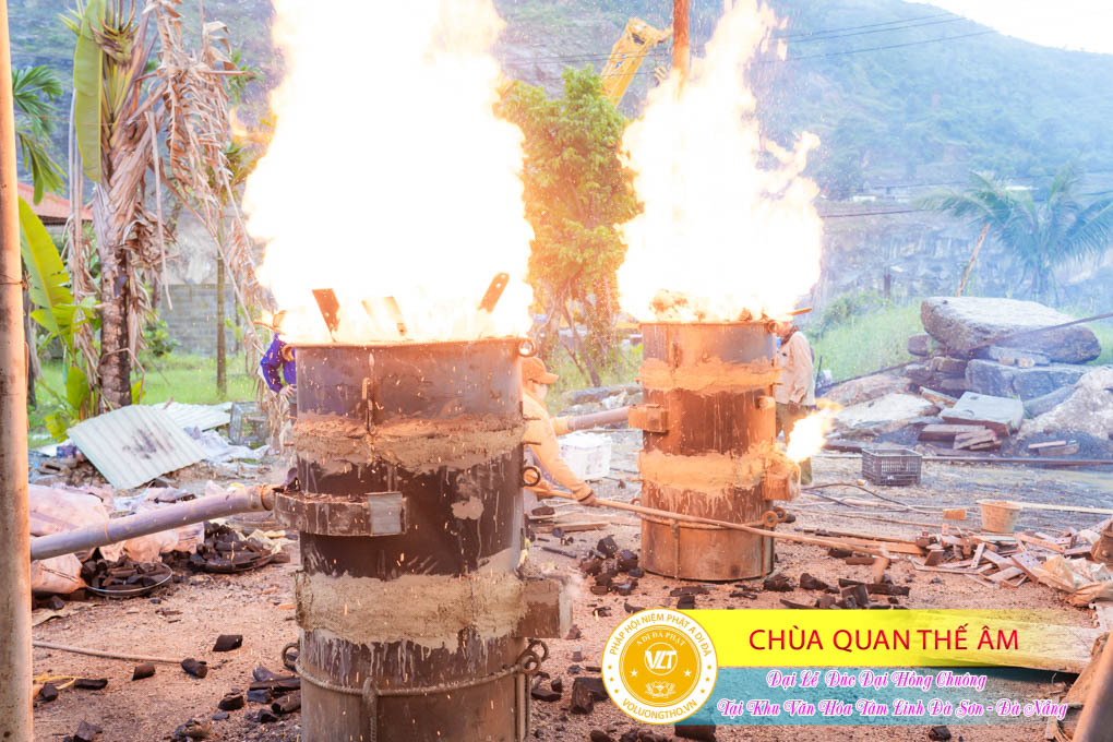 hinh-anh-duc-dai-hong-chuong-tai-khu-tam-linh-da-son-da-nang-ngay-17-12-2023-chua-quan-the-am-duc-trong-lam-dong-84.jpg