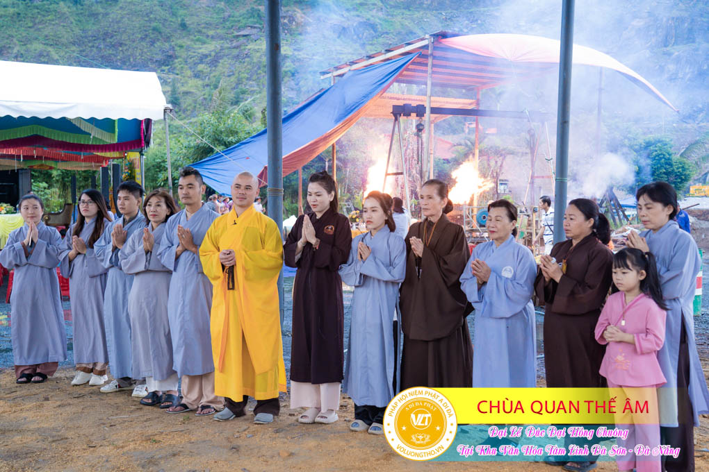 hinh-anh-duc-dai-hong-chuong-tai-khu-tam-linh-da-son-da-nang-ngay-17-12-2023-chua-quan-the-am-duc-trong-lam-dong-89.jpg