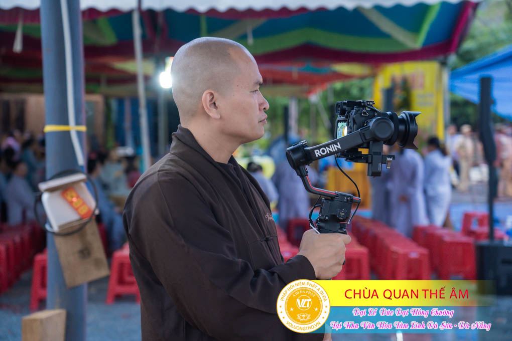 hinh-anh-duc-dai-hong-chuong-tai-khu-tam-linh-da-son-da-nang-ngay-17-12-2023-chua-quan-the-am-duc-trong-lam-dong-91.jpg