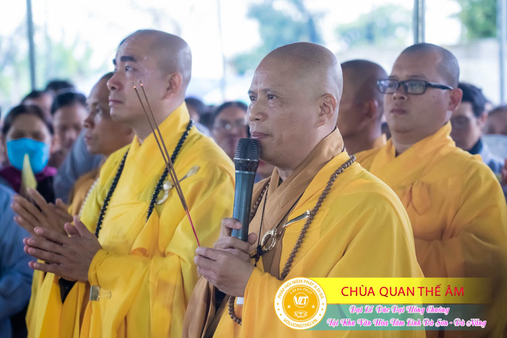 hinh-anh-duc-dai-hong-chuong-tai-khu-tam-linh-da-son-da-nang-ngay-17-12-2023-chua-quan-the-am-duc-trong-lam-dong-92.jpg