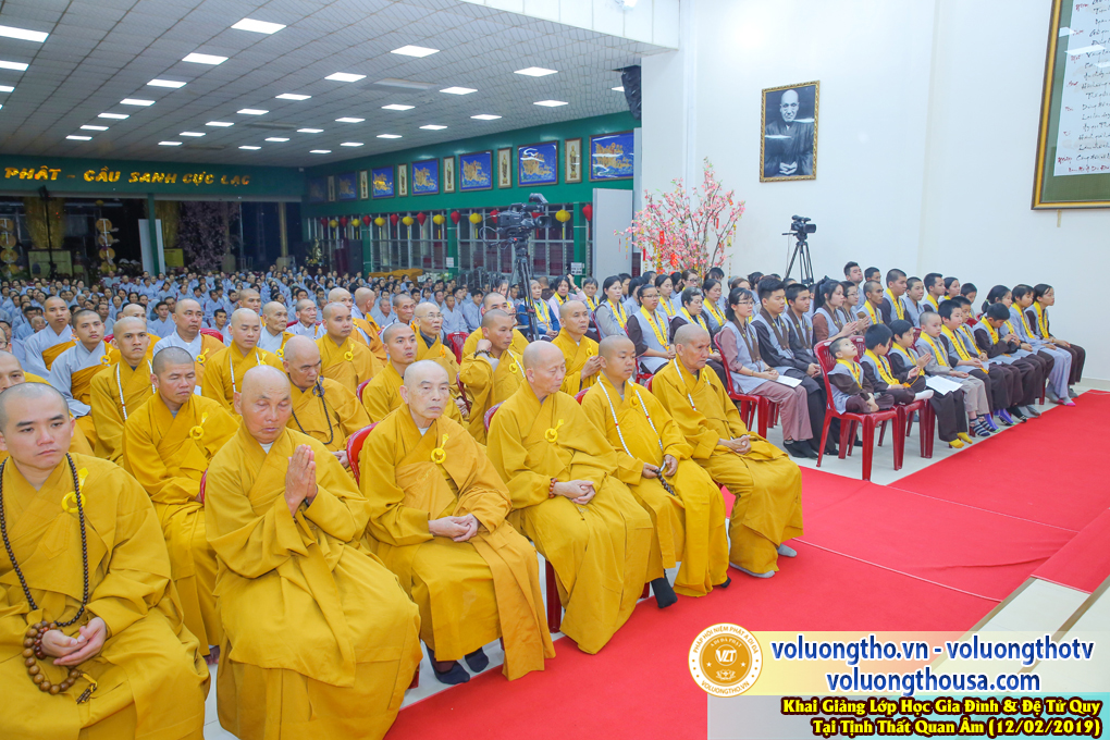 hinh-anh-khai-giang-lop-giao-duc-gia-dinh-va-de-tu-quy-ngay-12-02-2019-chua-quan-the-am-duc-trong-lam-dong-17.jpg
