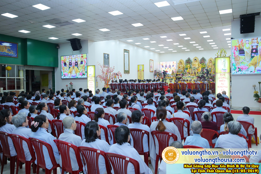 hinh-anh-khai-giang-lop-giao-duc-gia-dinh-va-de-tu-quy-ngay-12-02-2019-chua-quan-the-am-duc-trong-lam-dong-26.jpg