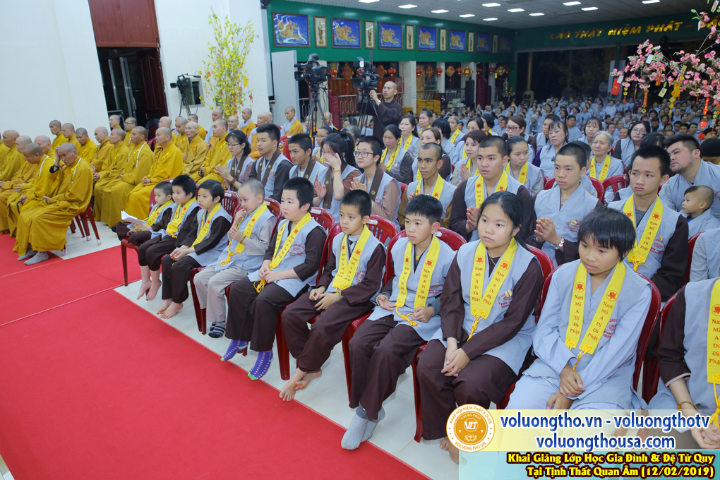hinh-anh-khai-giang-lop-giao-duc-gia-dinh-va-de-tu-quy-ngay-12-02-2019-chua-quan-the-am-duc-trong-lam-dong-30.jpg