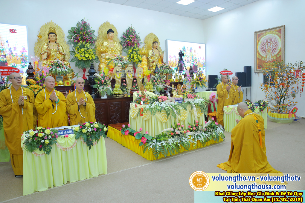 hinh-anh-khai-giang-lop-giao-duc-gia-dinh-va-de-tu-quy-ngay-12-02-2019-chua-quan-the-am-duc-trong-lam-dong-33.jpg