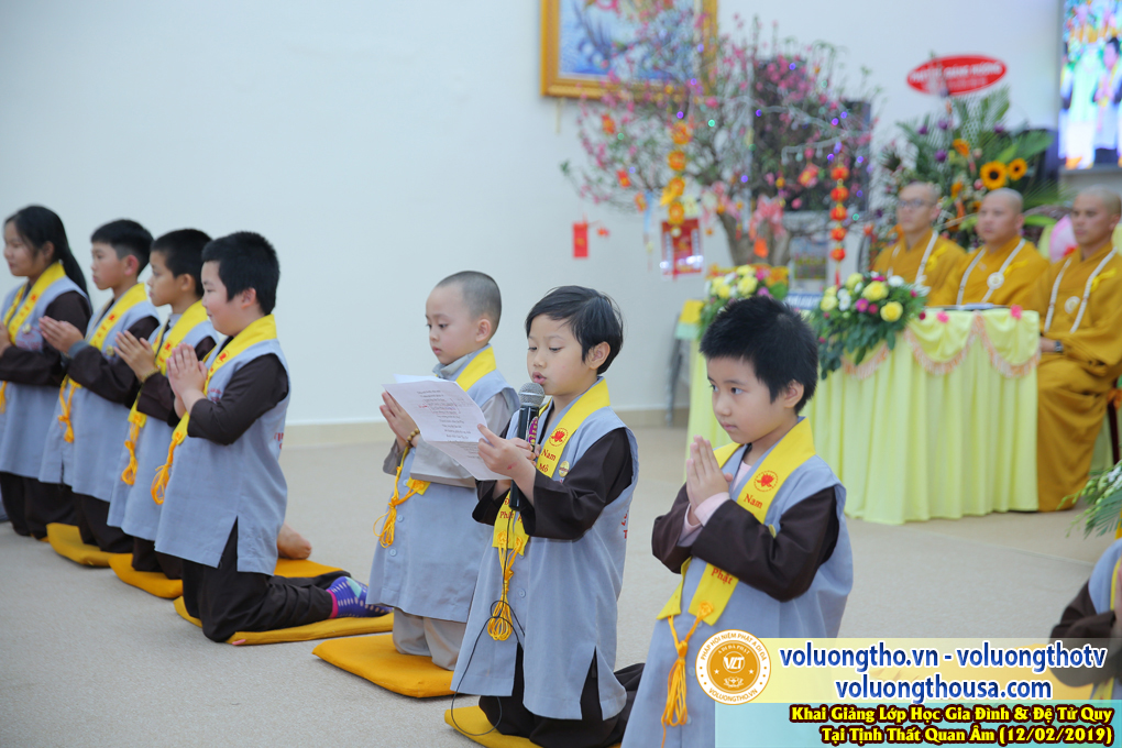 hinh-anh-khai-giang-lop-giao-duc-gia-dinh-va-de-tu-quy-ngay-12-02-2019-chua-quan-the-am-duc-trong-lam-dong-36.jpg