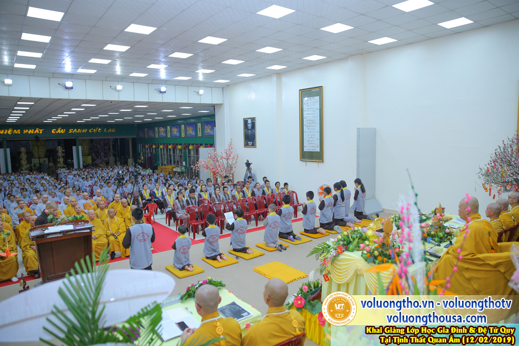 hinh-anh-khai-giang-lop-giao-duc-gia-dinh-va-de-tu-quy-ngay-12-02-2019-chua-quan-the-am-duc-trong-lam-dong-37.jpg