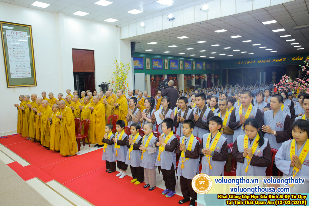 hinh-anh-khai-giang-lop-giao-duc-gia-dinh-va-de-tu-quy-ngay-12-02-2019-chua-quan-the-am-duc-trong-lam-dong-41.jpg