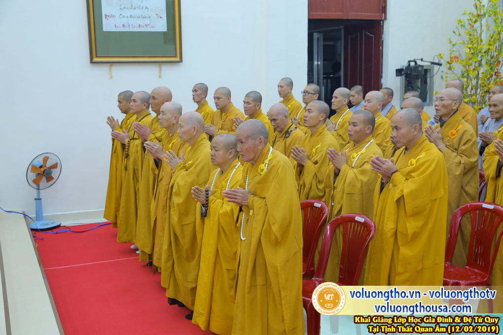 hinh-anh-khai-giang-lop-giao-duc-gia-dinh-va-de-tu-quy-ngay-12-02-2019-chua-quan-the-am-duc-trong-lam-dong-44.jpg
