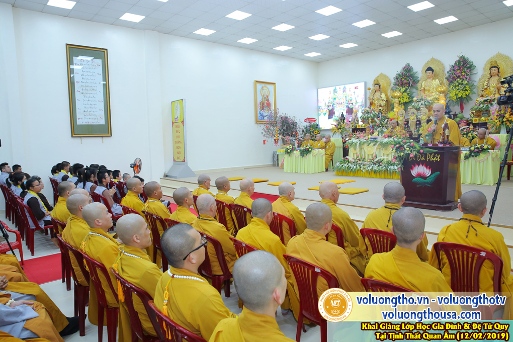 hinh-anh-khai-giang-lop-giao-duc-gia-dinh-va-de-tu-quy-ngay-12-02-2019-chua-quan-the-am-duc-trong-lam-dong-5.jpg