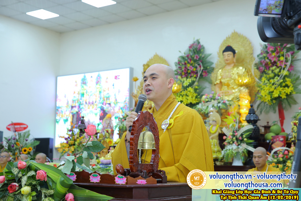 hinh-anh-khai-giang-lop-giao-duc-gia-dinh-va-de-tu-quy-ngay-12-02-2019-chua-quan-the-am-duc-trong-lam-dong-8.jpg