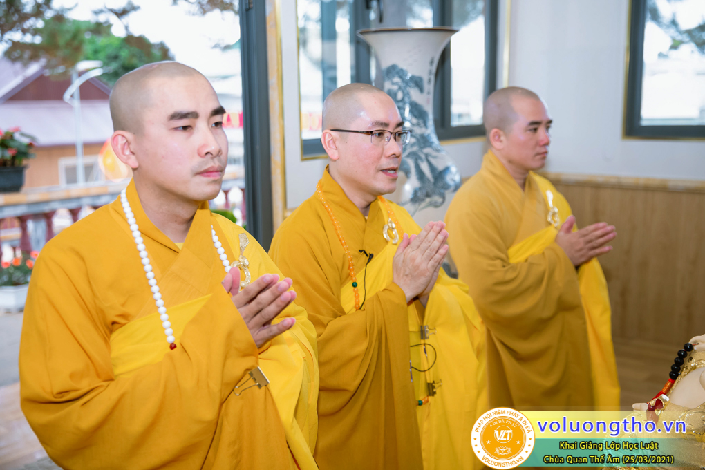 hinh-anh-khai-giang-lop-luat-hoc-ngay-25-03-2021-chua-quan-the-am-duc-trong-lam-dong-12.jpg