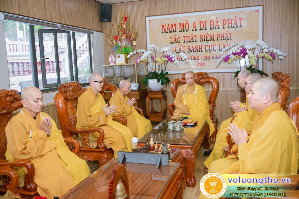 hinh-anh-khai-giang-lop-luat-hoc-ngay-25-03-2021-chua-quan-the-am-duc-trong-lam-dong-13.jpg
