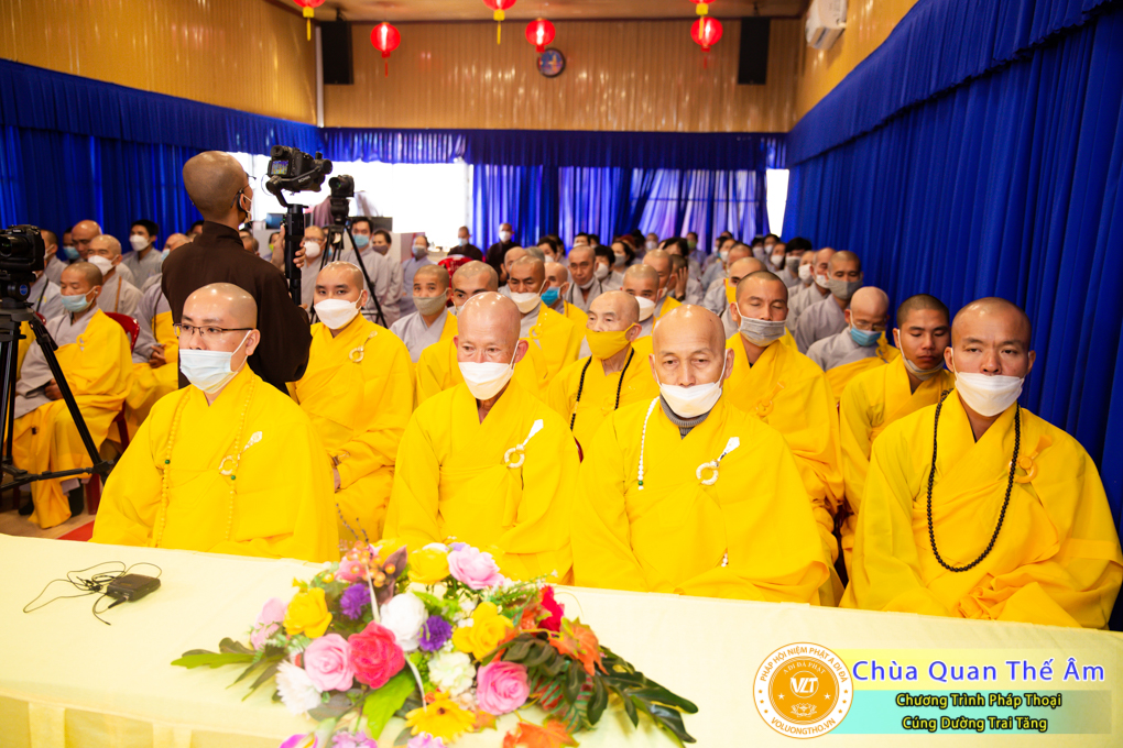 hinh-anh-khai-thi-phong-sanh-ngay-11-02-2022-chua-quan-the-am-duc-trong-lam-dong-7.jpg