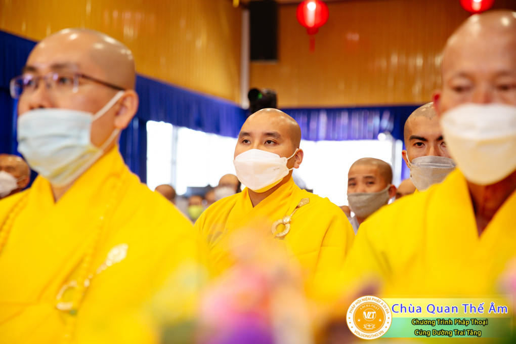 hinh-anh-khai-thi-phong-sanh-ngay-11-02-2022-chua-quan-the-am-duc-trong-lam-dong-9.jpg
