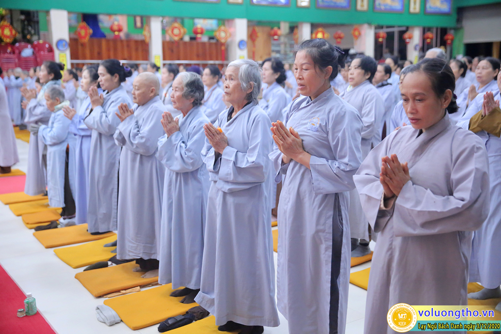 hinh-anh-lay-ngu-bach-danh-ngay-03-12-2020-chua-quan-the-am-duc-trong-lam-dong-14.jpg