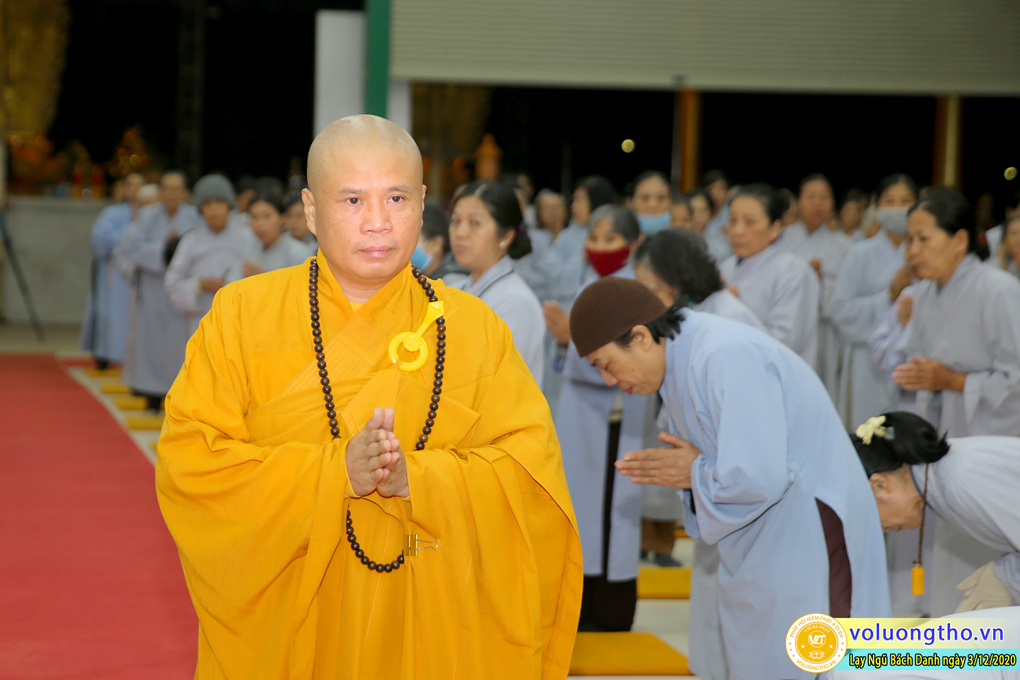 hinh-anh-lay-ngu-bach-danh-ngay-03-12-2020-chua-quan-the-am-duc-trong-lam-dong-2.jpg