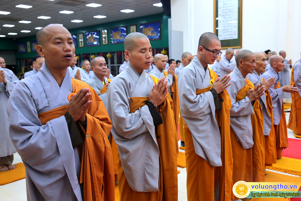hinh-anh-lay-ngu-bach-danh-ngay-03-12-2020-chua-quan-the-am-duc-trong-lam-dong-25.jpg