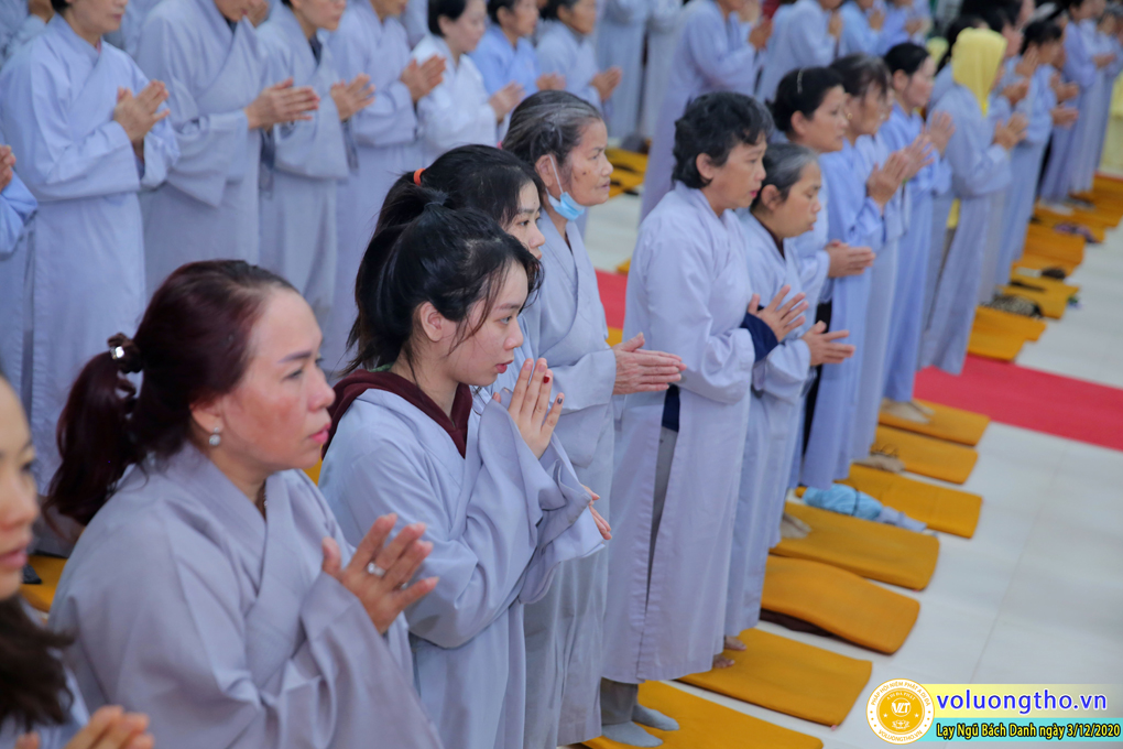 hinh-anh-lay-ngu-bach-danh-ngay-03-12-2020-chua-quan-the-am-duc-trong-lam-dong-27.jpg