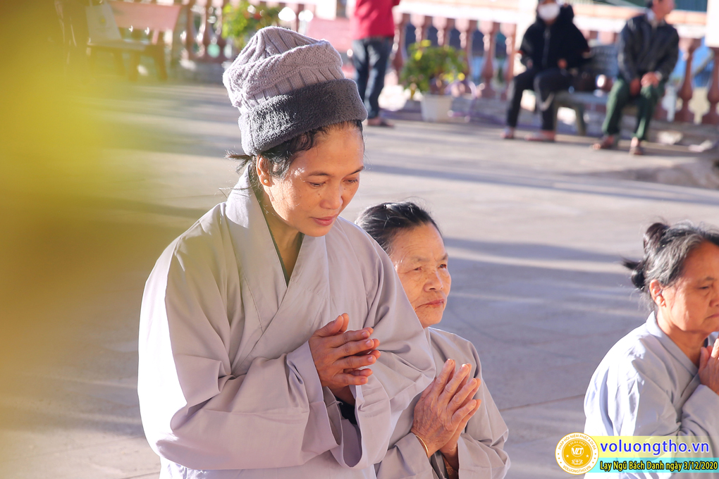 hinh-anh-lay-ngu-bach-danh-ngay-03-12-2020-chua-quan-the-am-duc-trong-lam-dong-36.jpg