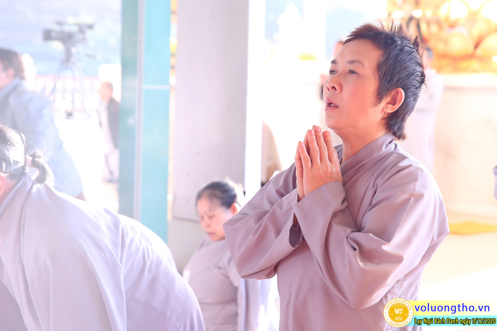 hinh-anh-lay-ngu-bach-danh-ngay-03-12-2020-chua-quan-the-am-duc-trong-lam-dong-38.jpg