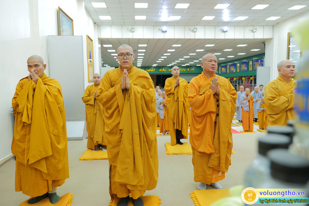 hinh-anh-lay-ngu-bach-danh-ngay-03-12-2020-chua-quan-the-am-duc-trong-lam-dong-41.jpg