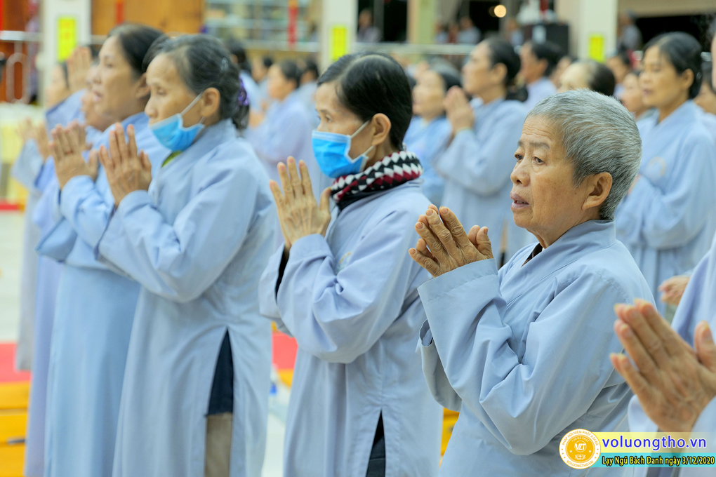 hinh-anh-lay-ngu-bach-danh-ngay-03-12-2020-chua-quan-the-am-duc-trong-lam-dong-46.jpg