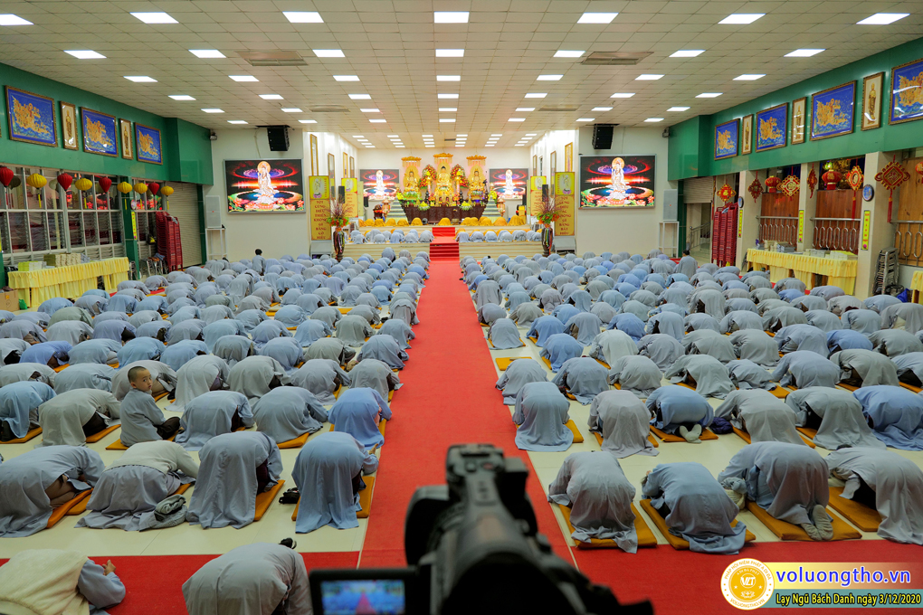 hinh-anh-lay-ngu-bach-danh-ngay-03-12-2020-chua-quan-the-am-duc-trong-lam-dong-52.jpg