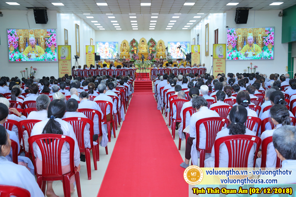 hinh-anh-le-cung-duong-trai-tang-tai-chua-quan-the-am-ngay-02-12-2018-chua-quan-the-am-duc-trong-lam-dong-17.jpg