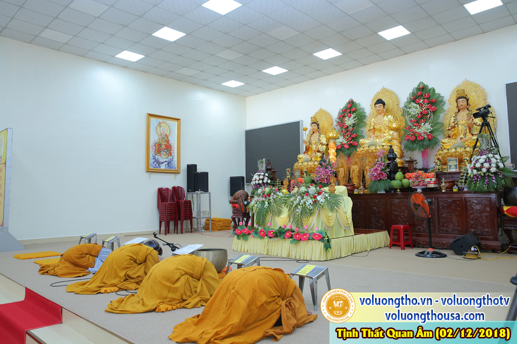 hinh-anh-le-cung-duong-trai-tang-tai-chua-quan-the-am-ngay-02-12-2018-chua-quan-the-am-duc-trong-lam-dong-23.jpg