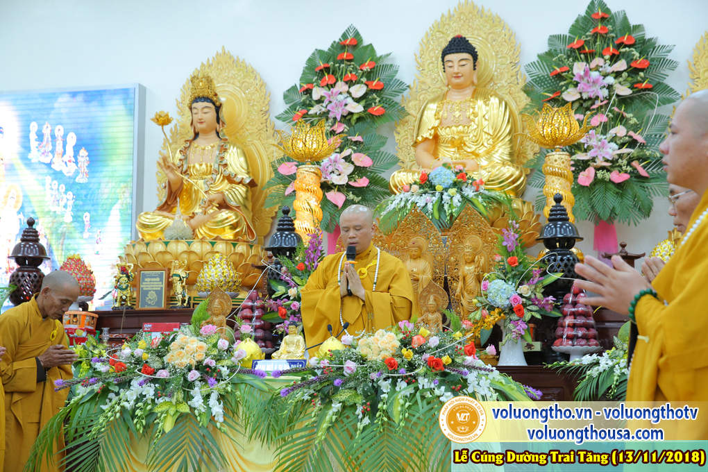 hinh-anh-le-cung-duong-trai-tang-tai-chua-quan-the-am-ngay-13-11-2018-chua-quan-the-am-duc-trong-lam-dong-56.jpg