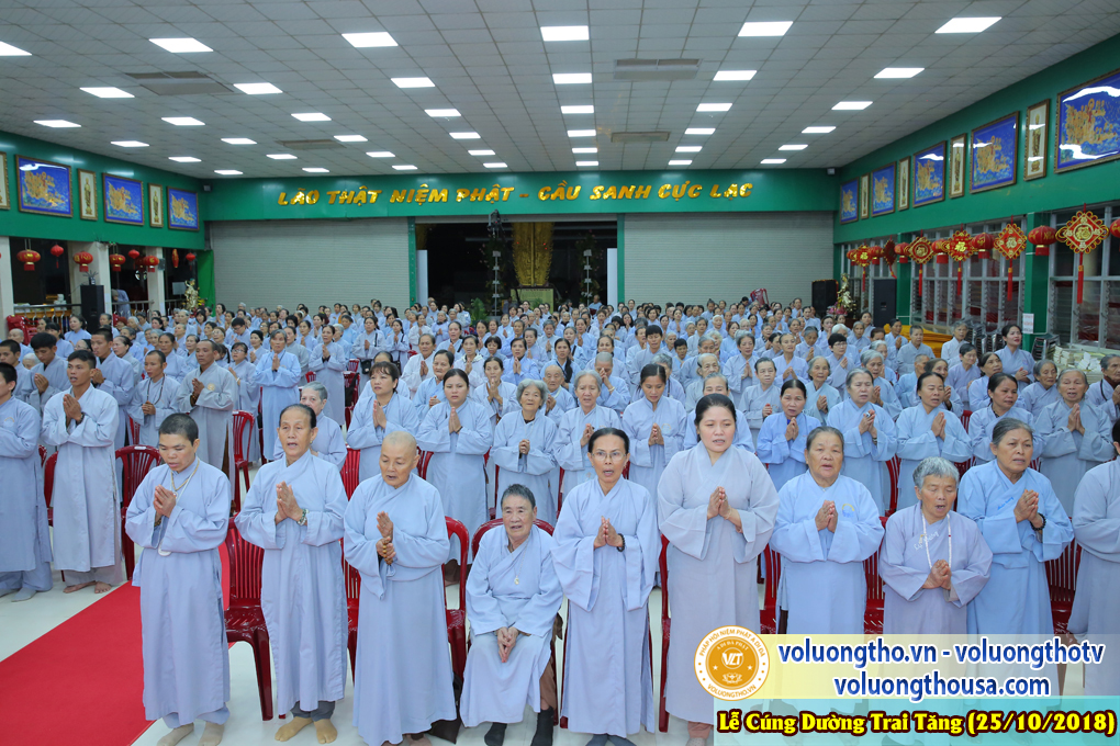hinh-anh-le-cung-duong-trai-tang-tai-chua-quan-the-am-ngay-25-10-2018-chua-quan-the-am-duc-trong-lam-dong-78.jpg