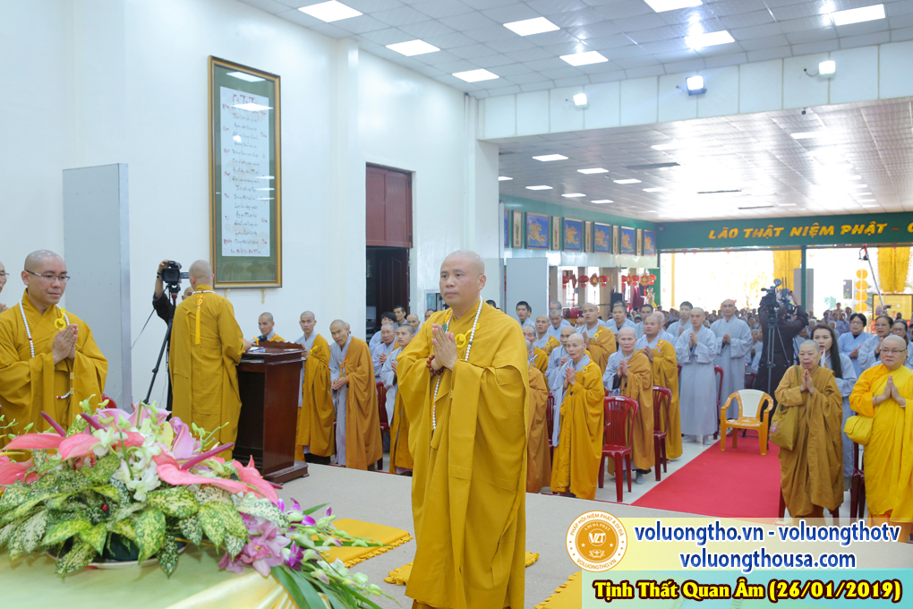 hinh-anh-le-cung-duong-trai-tang-tai-chua-quan-the-am-ngay-27-01-2019-chua-quan-the-am-duc-trong-lam-dong-14.jpg