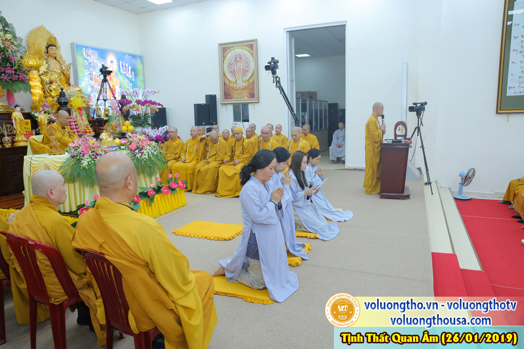 hinh-anh-le-cung-duong-trai-tang-tai-chua-quan-the-am-ngay-27-01-2019-chua-quan-the-am-duc-trong-lam-dong-23.jpg
