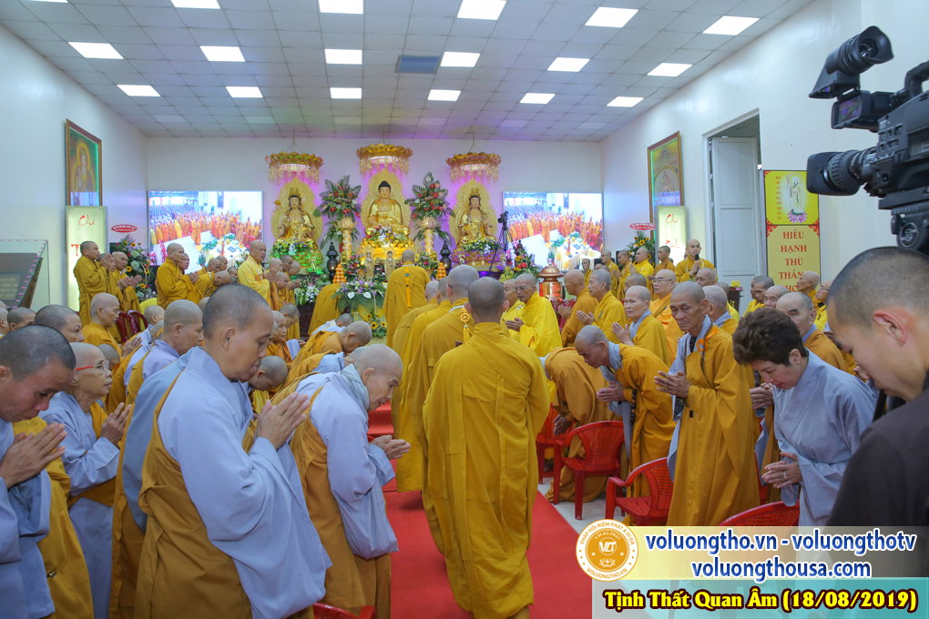 hinh-anh-le-gio-cu-ong-thien-chanh-than-phu-dd-thich-giac-nhan-ngay-18-07-ky-hoi-2019-chua-quan-the-am-duc-trong-lam-dong-12.jpg