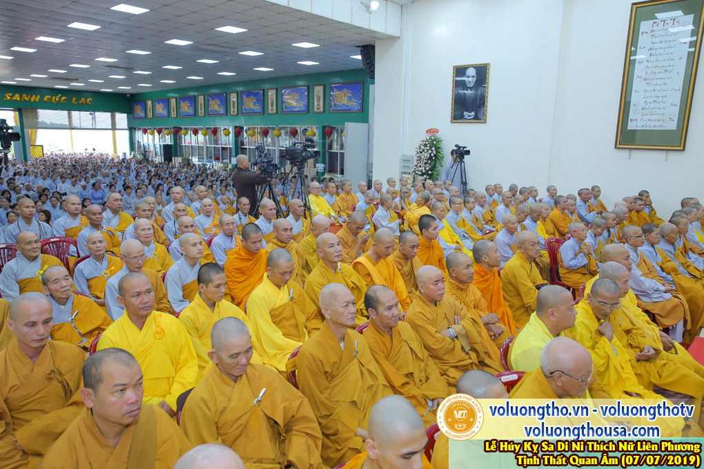 hinh-anh-le-huy-ky-su-co-lien-phuong-than-mau-dai-duc-thich-giac-nhan-ngay-07-07-2019-chua-quan-the-am-duc-trong-lam-dong-6.jpg