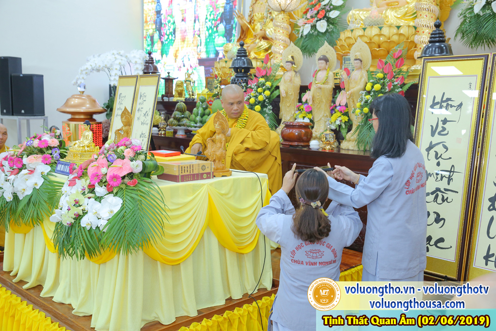 hinh-anh-le-khai-giang-lop-de-tu-quy-ngay-02-06-2019-chua-quan-the-am-duc-trong-lam-dong-19.jpg
