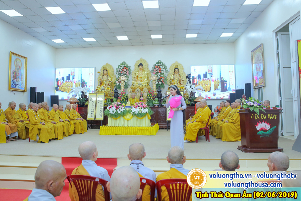 hinh-anh-le-khai-giang-lop-de-tu-quy-ngay-02-06-2019-chua-quan-the-am-duc-trong-lam-dong-27.jpg
