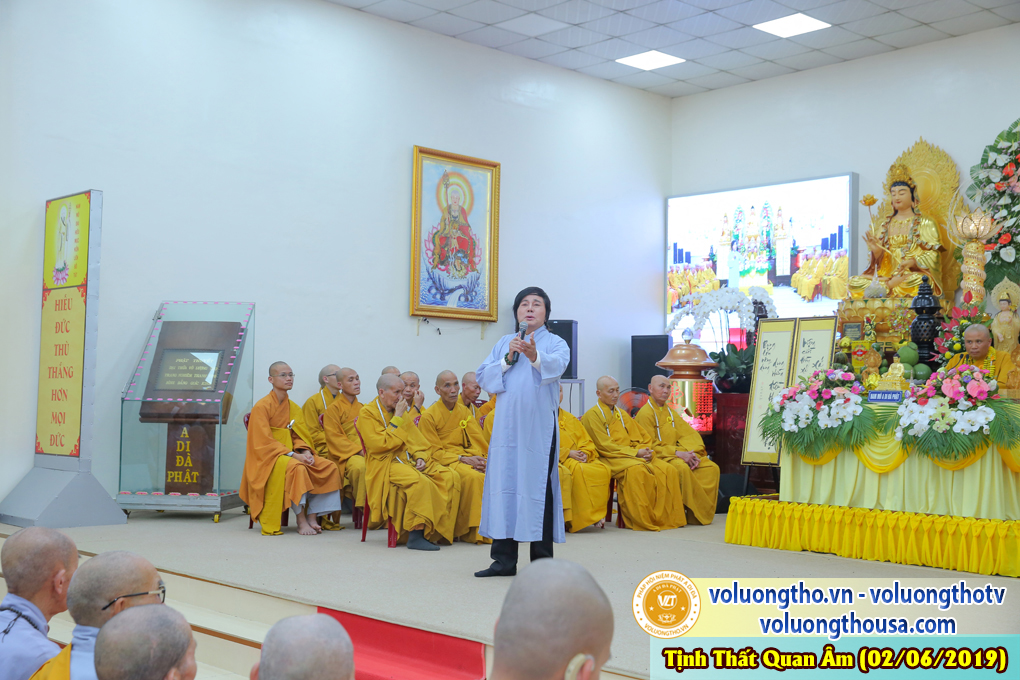 hinh-anh-le-khai-giang-lop-de-tu-quy-ngay-02-06-2019-chua-quan-the-am-duc-trong-lam-dong-31.jpg